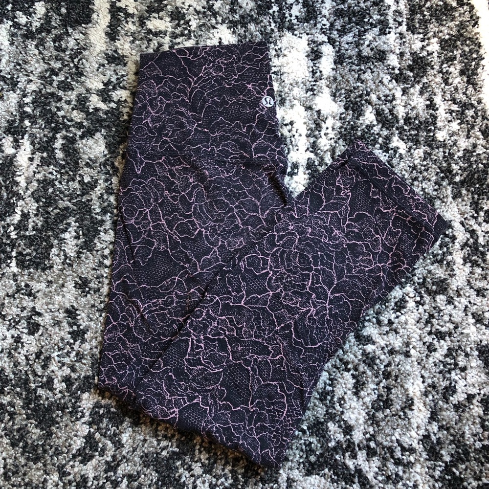 Lululemon Align Crop 21” Floral Size 4